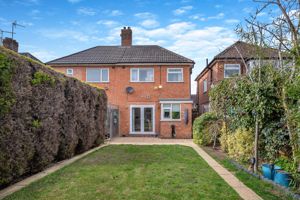 Photo 27- click for photo gallery